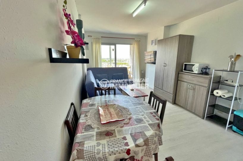 appartement a vendre costa brava, studio 24 m² avec terrasse, coin cuisine