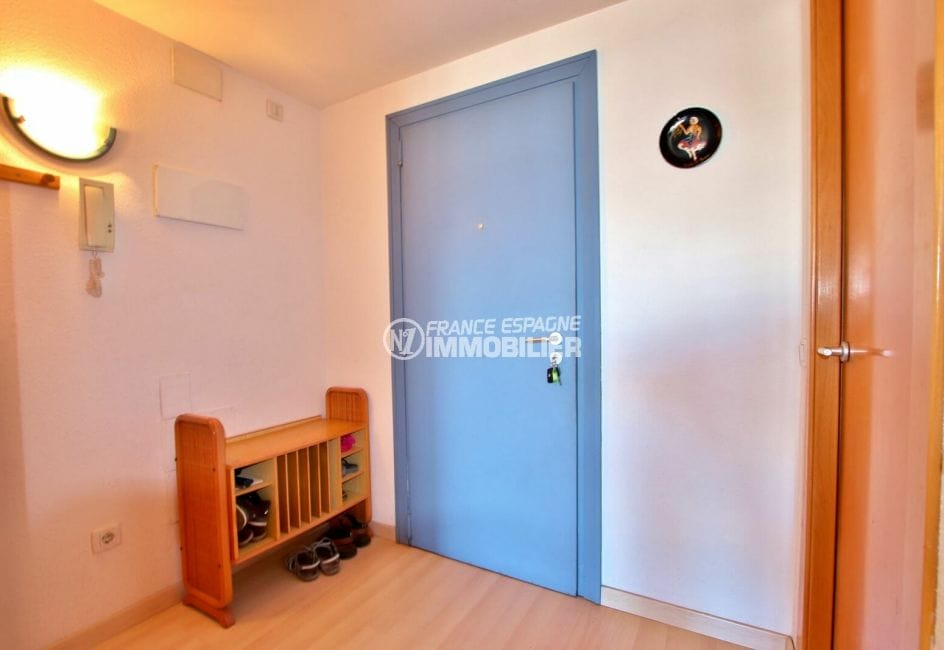 appartement a vendre costa brava, 2 pièces 47 m², hall d'entrée avec rangements