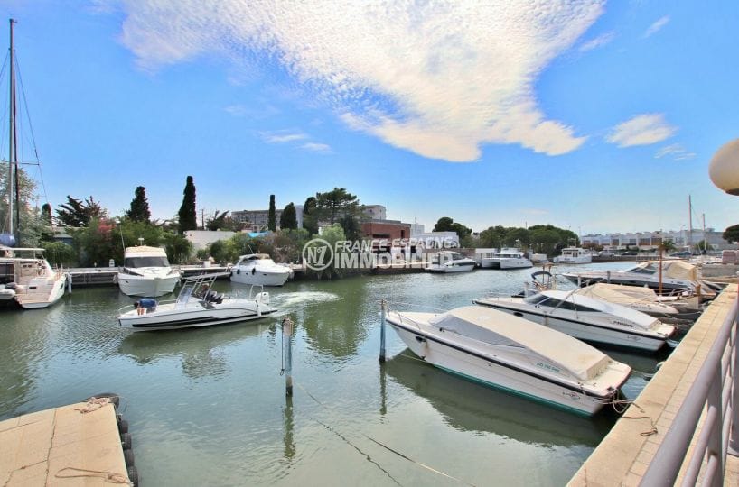 acheter appartement costa brava, 37 m² terrasse vue canal, magnifique vue sur les bateaux