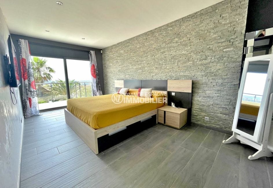 vente immobilière costa brava: villa 215 m², suite parentale avec terrasse