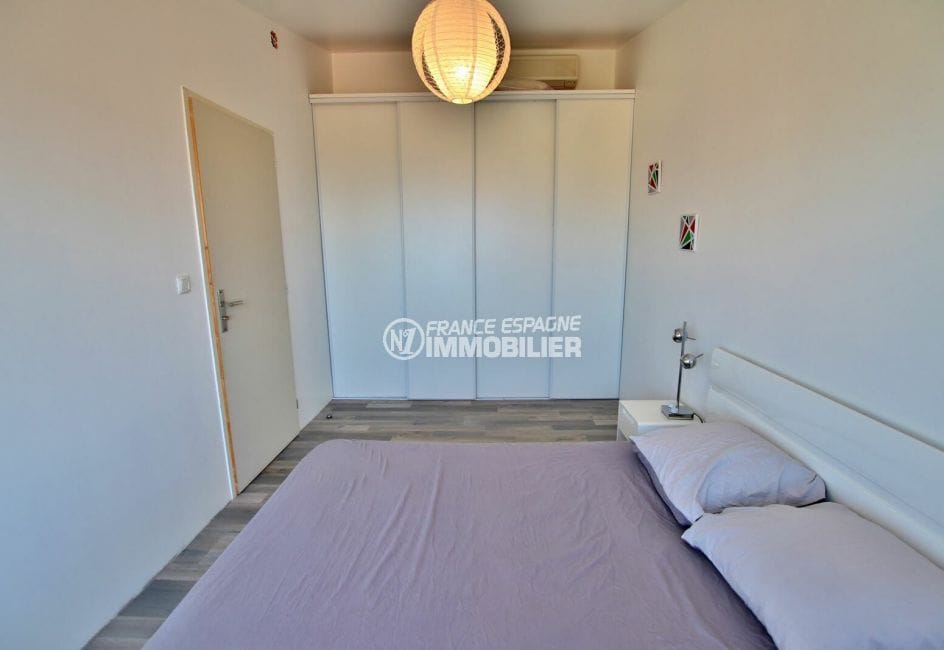 immo center rosas: villa 250 m², 4° chambre à coucher, armoire encastrée