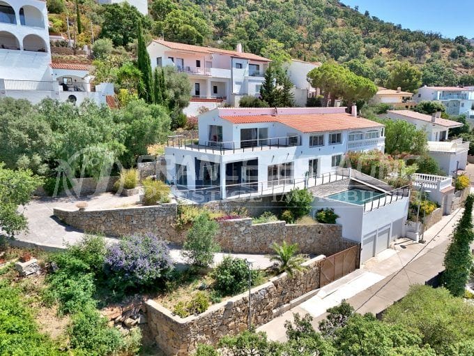 acheter maison costa brava, 6 pièces 250 m² sur terrain de 880 m² avec piscine, exposition sud, vue mer, proche plage
