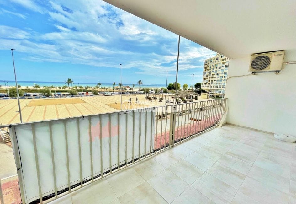 vente appartement empuriabrava, 3 pièces vue mer 69 m², belle terrasse avec exposition sud, plage et commerces à 100 m