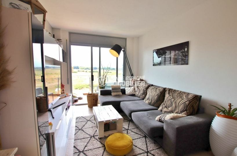 achat appartement empuriabrava, 2 chambres 71 m², accès première terrasse depuis le séjour
