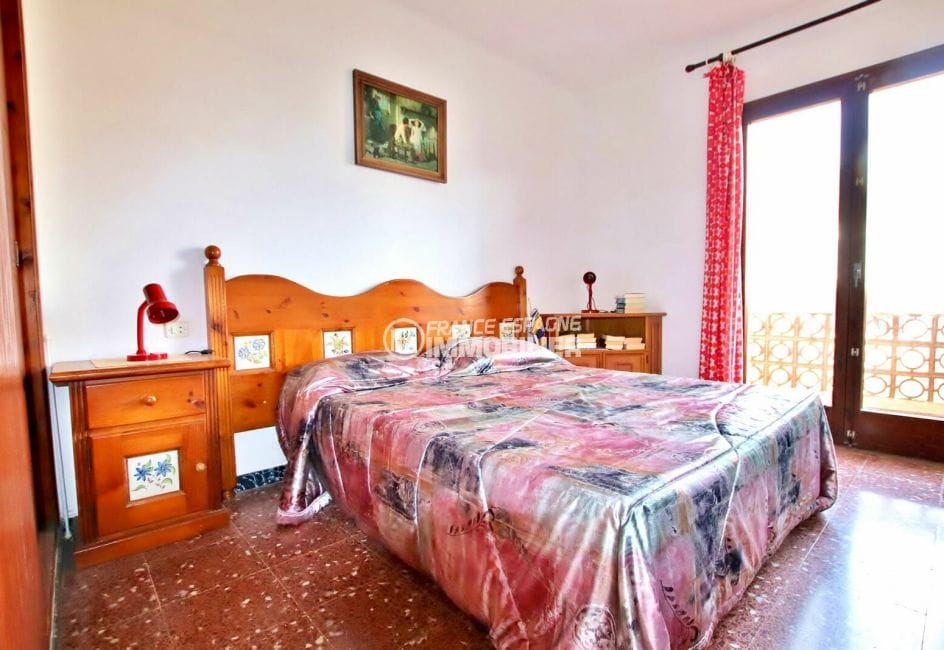 appartement a vendre rosas espagne, 2 chambres 75 m², 2° chambre, lit double et terrasse