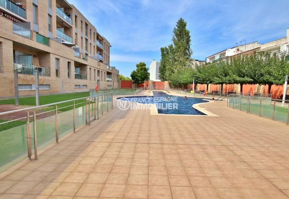 appartement empuriabrava à vendre, 2 chambres 71 m², piscine en commun