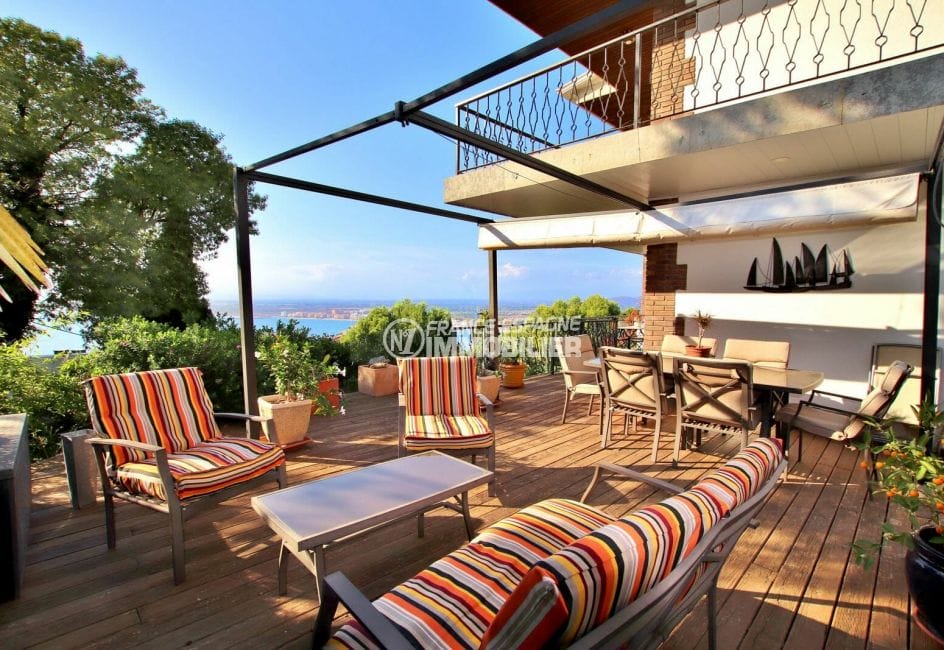 immo roses: appartement 4 pièces 91 m² avec terrasse de 12 m² et jardin privé de 123 m², proche plages