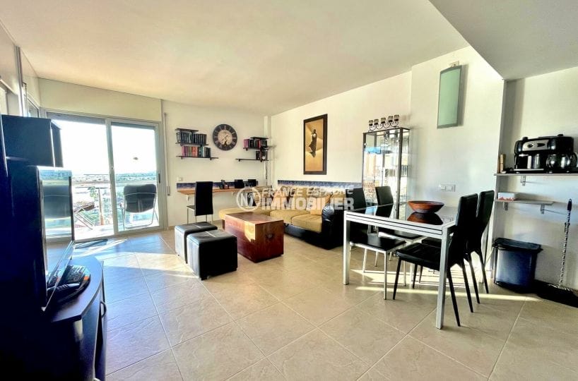 appartement a vendre a rosas, 2 chambres 54 m², salon / séjour avec terrasse