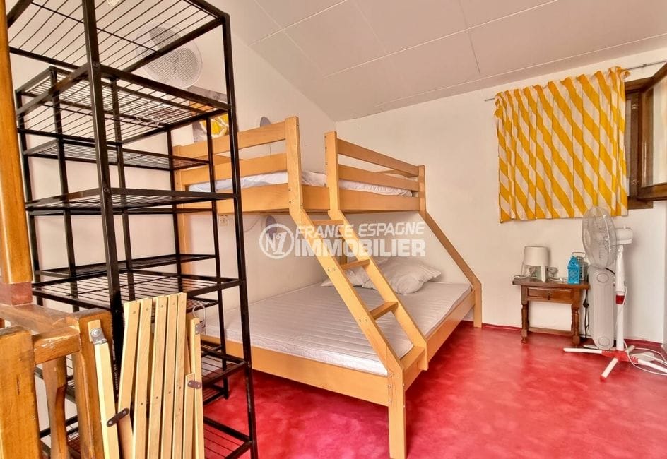immo center rosas: villa 2 chambres 64 m², 2° chambre avec lit superposé 1 et 2 personnes