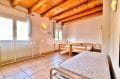 immocenter roses: villa 3 chambres 178 m², grande chambre à coucher avec 3 lits simples