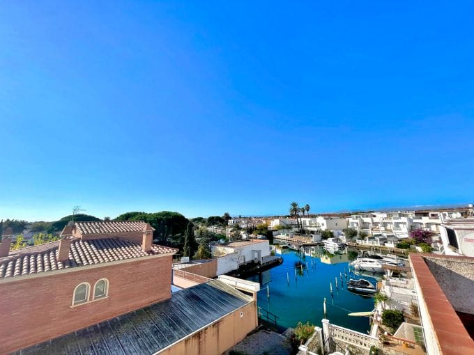 acheter en espagne: villa 3 chambres 72 m² avec terrasse solarium vue marina, expostion sud, plage 1200 m