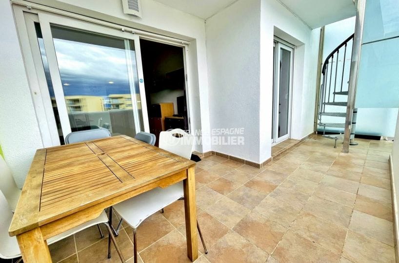 vente appartement rosas, 2 chambres 67 m², terrasse vue marina de 12 m²