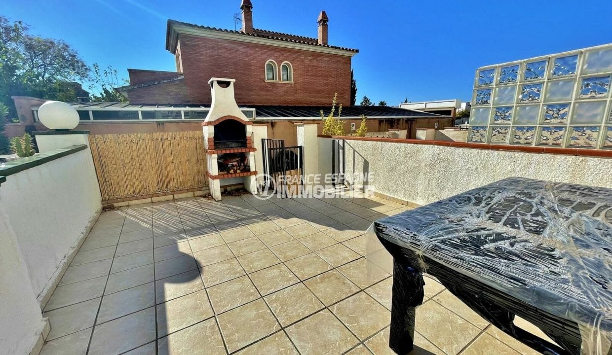 maison a vendre empuria brava, 3 chambres 72 m², belle terrasse avec barbecue