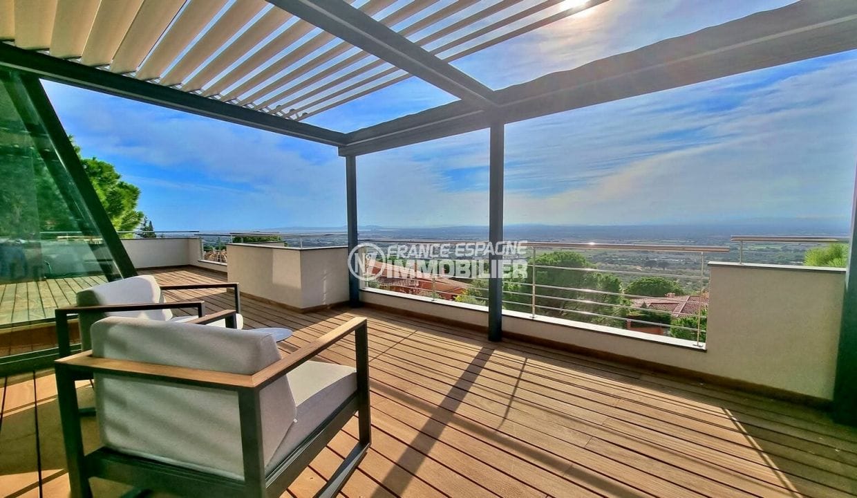 n1immobilier: 4 bedroom villa 351 m², bioclimatic pergolas with sea view