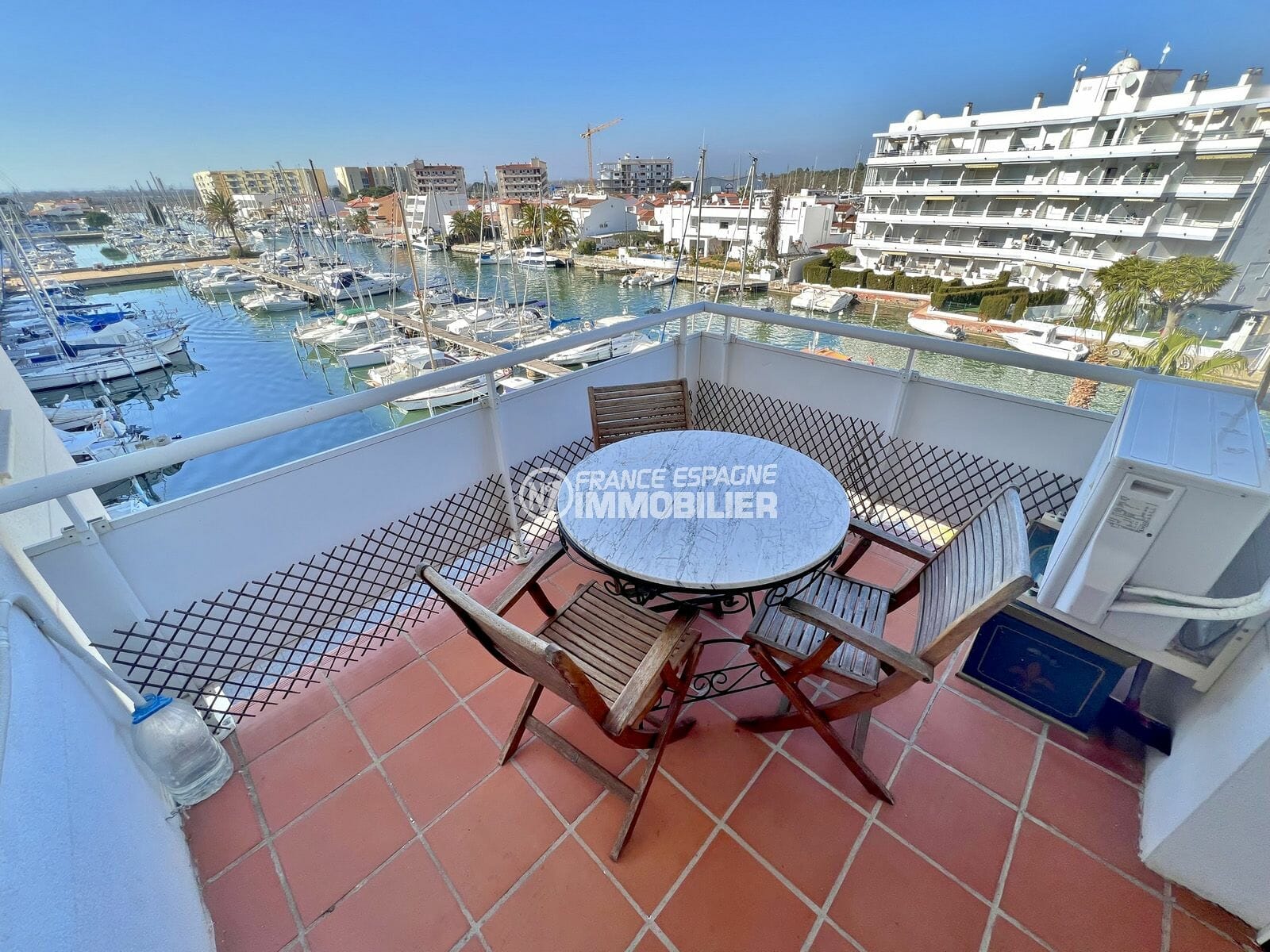 vente appartement rosas, 2 pièces 50 m2, résidence standing avec piscine, terrasse vue marina, proche plage