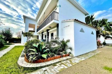 maison a vendre empuriabrava, 6 chambres 458 m², 2 terrasses, plage à 900m