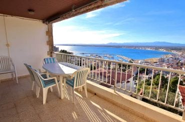 vente appartement rosas, 2 chambres 79 m2, vue imprenable sur la baie et le port