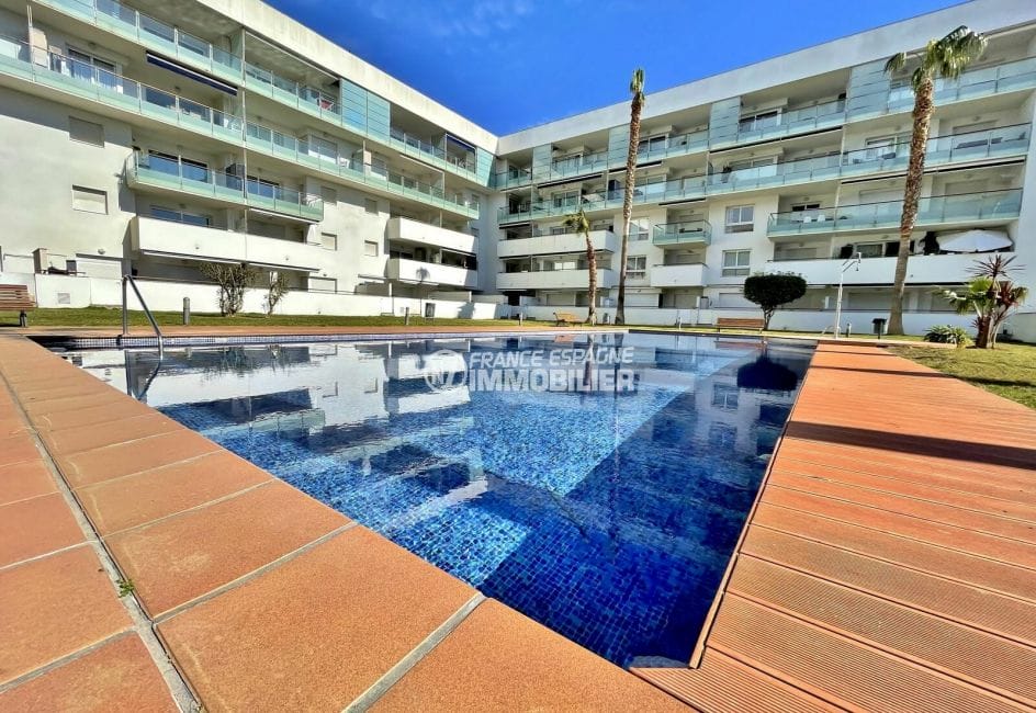 agence immobiliere rosas santa margarita: appartement 2 pièces 63 m2, piscine et espaces verts communautaires