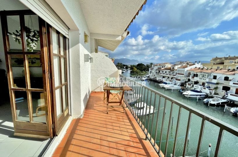 acheter appartement empuriabrava, 3 chambres 60 m², belle terrasse vue canal