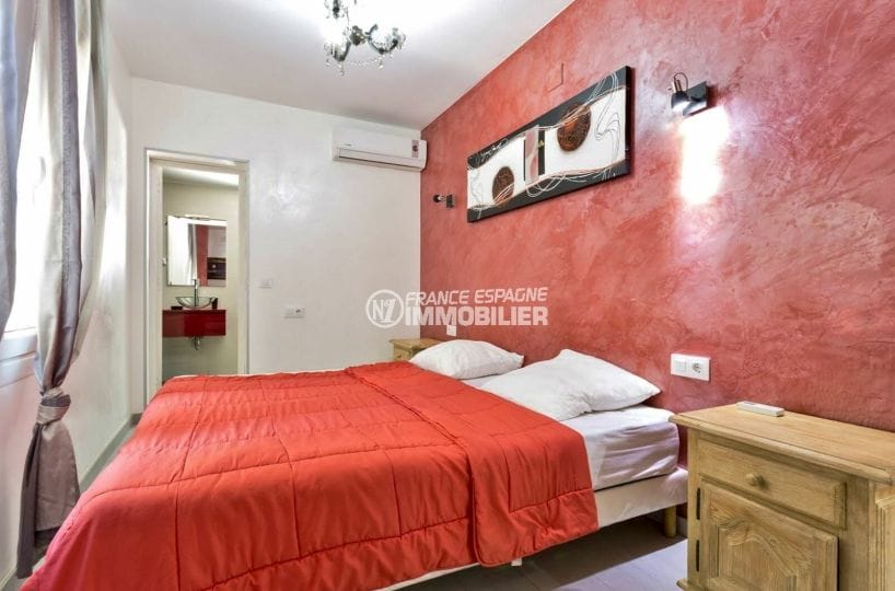 villa a vendre empuriabrava, 4 chambres 126 m², troisième chambre rouge