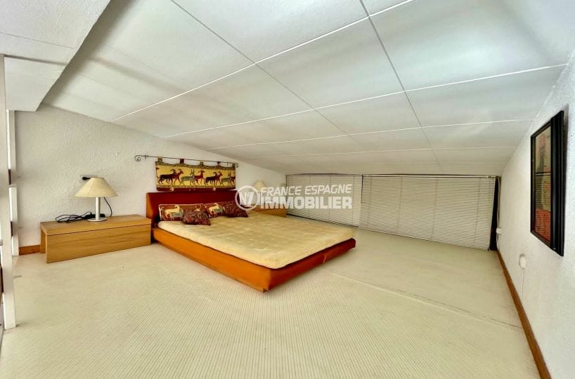 empuriabrava appartement à vendre, 3 chambres 60 m², deuxième chambre en mezzanine