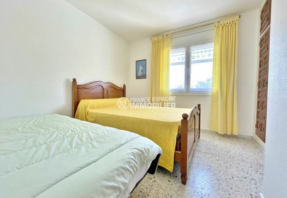 villa empuriabrava a vendre, 2 chambres 74 m², deuxième chambre avec fênetre