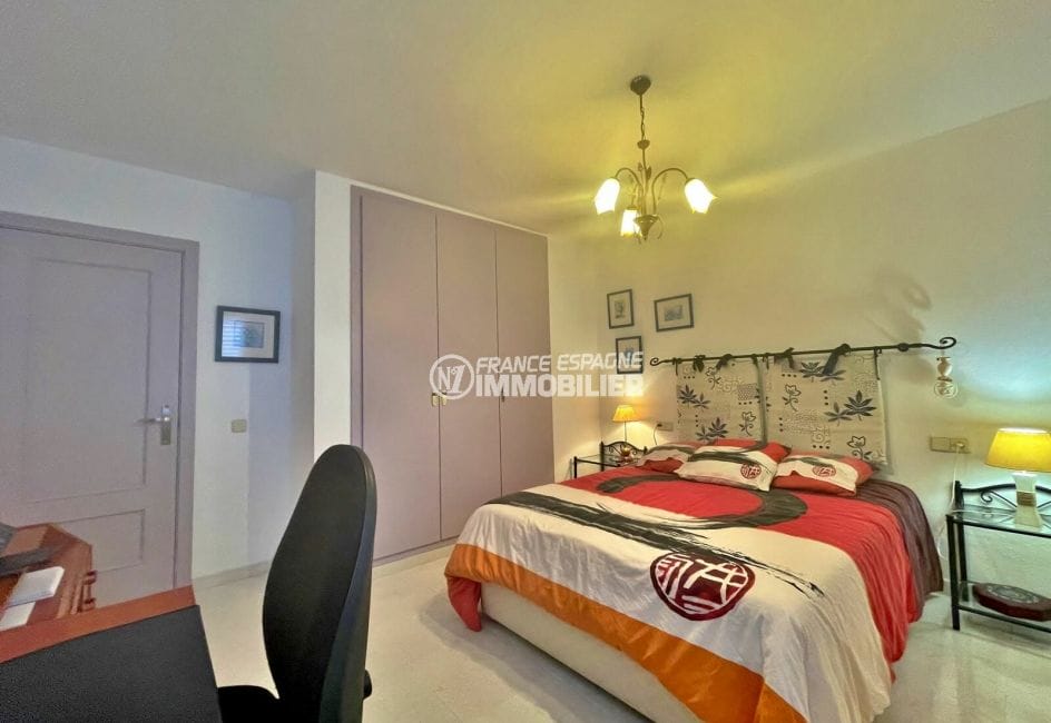 appartement rosas vente, 3 chambres 150 m², deuxième chambre avec placard