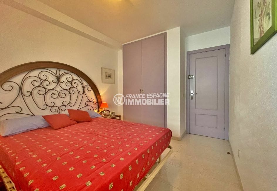 vente appartement rosas espagne, 3 chambres 150 m², troisième chambre placard encastré