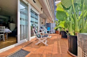 appartement a vendre rosas, 2 pièces grande terrasse 50 m²,expo sud-est, parking privé