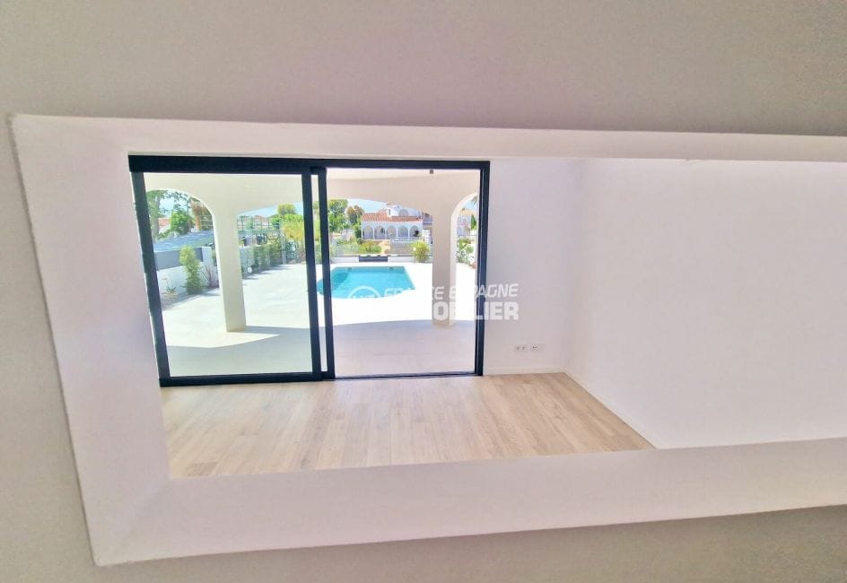 vente empuriabrava: villa 4 pièces 170 m² avec amarre, salon vue piscine