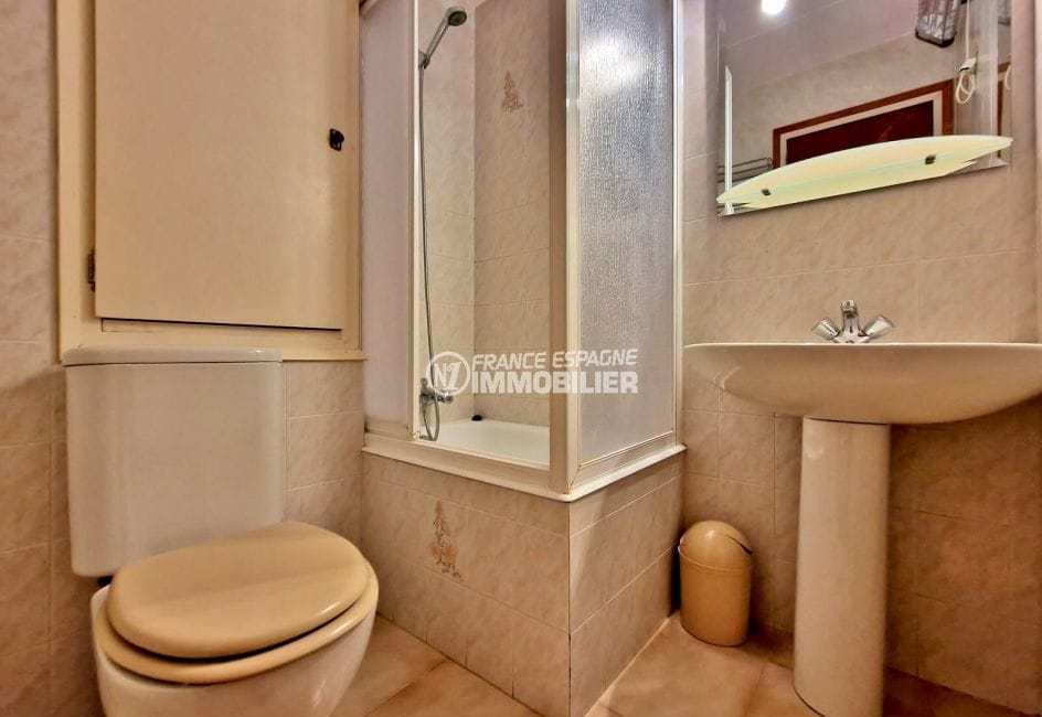acheter un appartement a empuriabrava, 3 pièces 57 m², salle de bain, baignoire