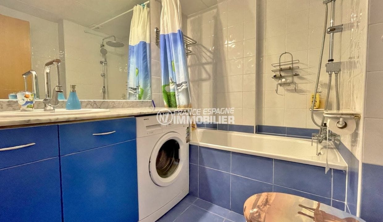 apartment for sale rosas spain, 2 rooms 67 m², bathroom with bathtub