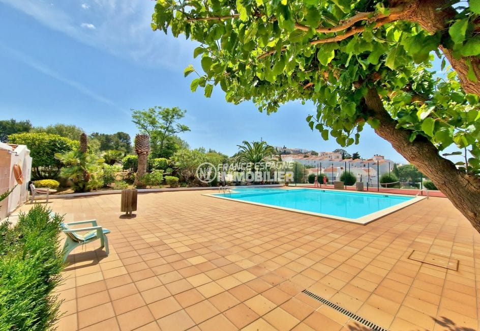 vente maison rosas, 3 pièces 60 m², résidence avec piscine et jardins