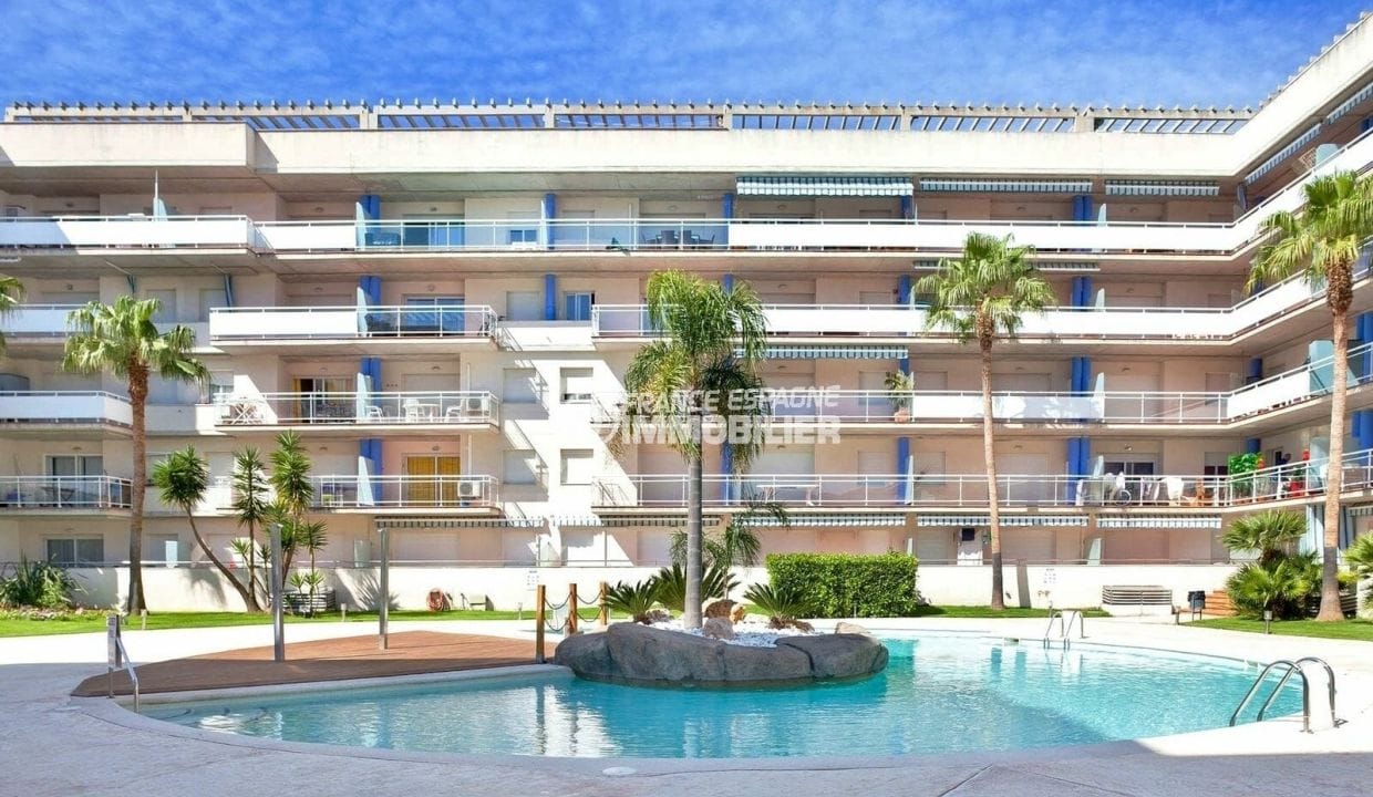 agence immobiliere santa margarita espagne: appartement 2 pièces 67 m², piscine et jacuzzi commun