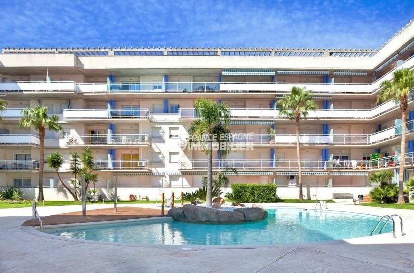 agence immobiliere santa margarita espagne: appartement 2 pièces 67 m², piscine et jacuzzi commun
