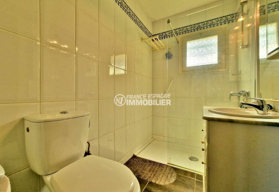 acheter maison rosas, 4 pièces 141 m², salle d'eau avec douche italienne