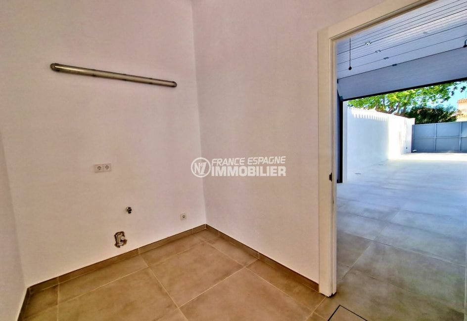 immocenter: villa 4 pièces 170 m² avec amarre, buanderie derriere garage