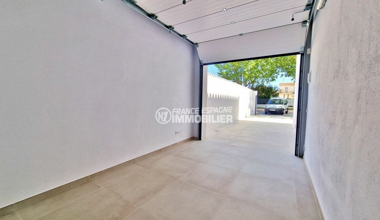 acheter en espagne: villa 4 pièces 170 m² avec amarre, garage porte automatique