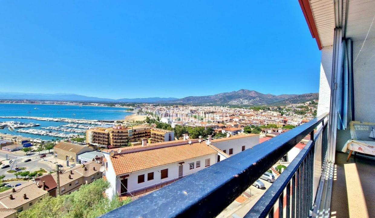 apartment for sale in rosas, 3 rooms 61 m², terrace sea/mountains view