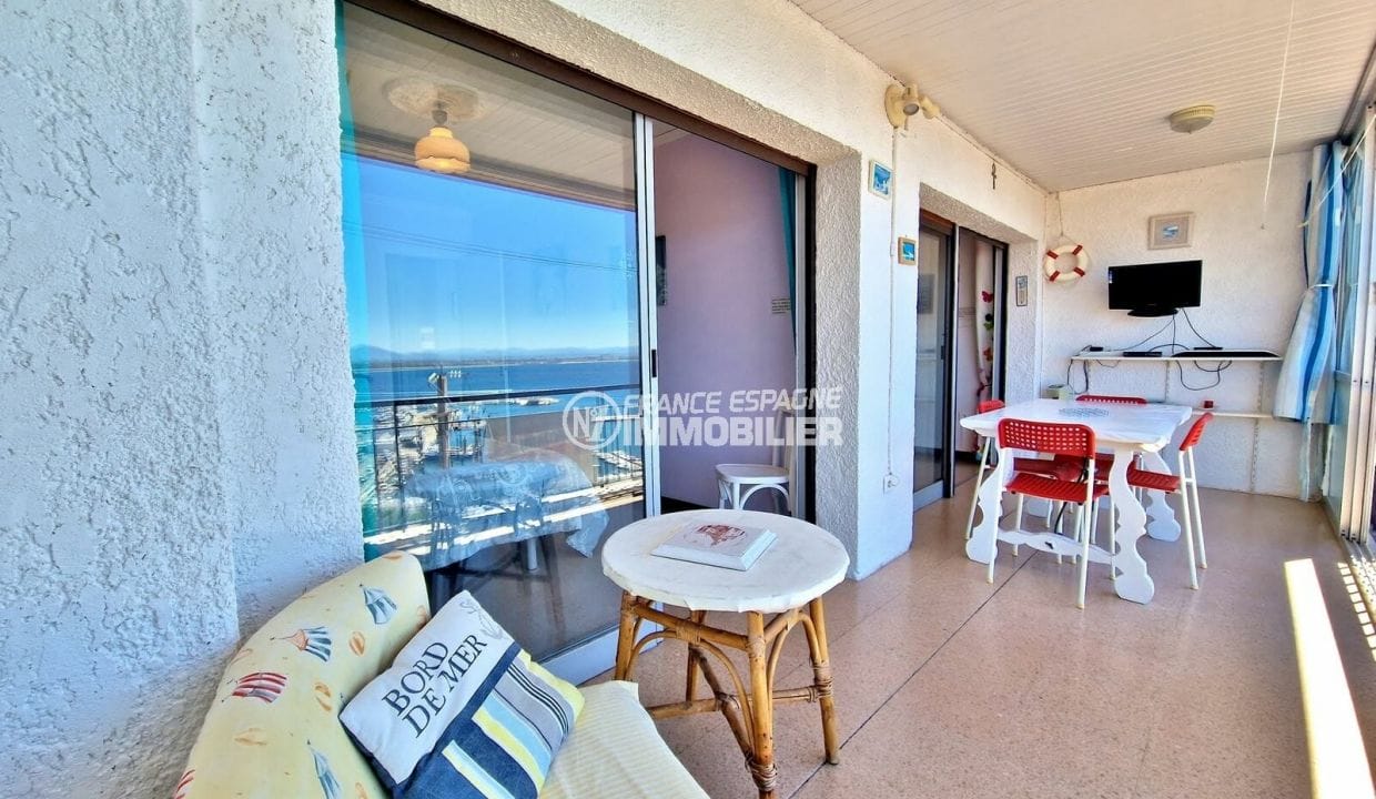 buy apartment rosas, 3 rooms 61 m², terrace veranda access interieure
