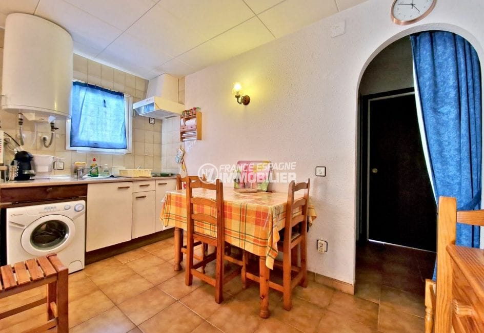 vente empuriabrava: villa 3 pièces 77 m², cuisine ouverte et coin salle à manger