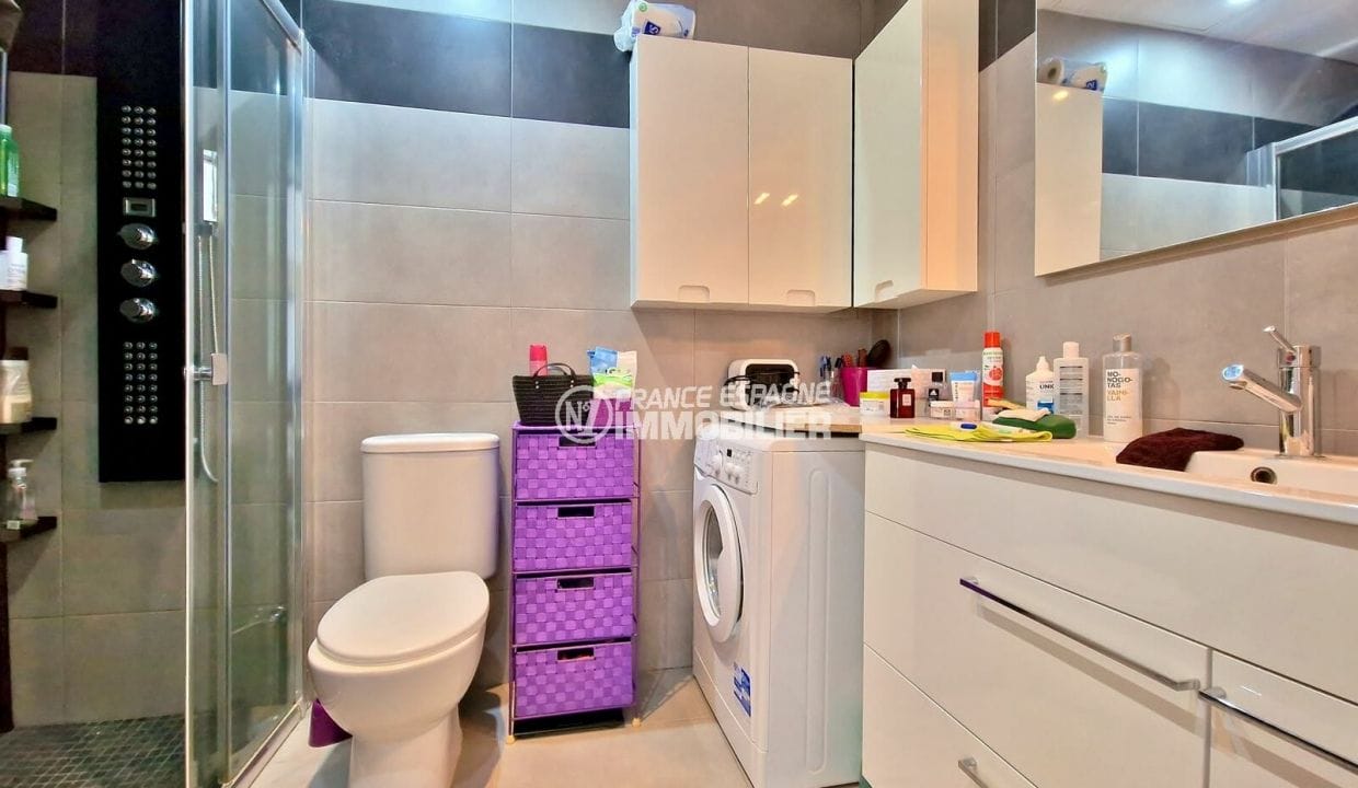 appartement empuriabrava vente, 3 pièces 68 m², salle d'eau, cabine douche