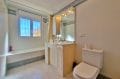 buy empuriabrava: villa 8 rooms 289 m² mooring, bathroom, suite