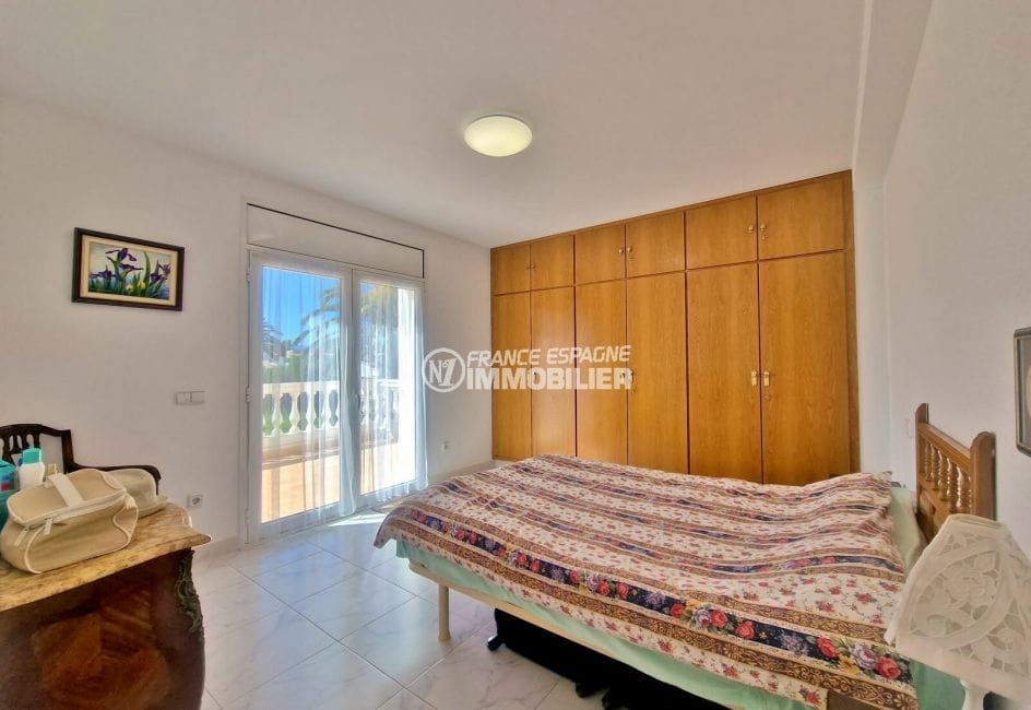 villa a vendre empuriabrava, 8 pièces 289 m² amarre, chambre avec placard