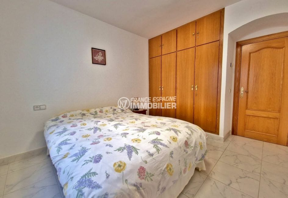 house for sale empuriabrava channels, 8 rooms 289 m² amar, double room with closet