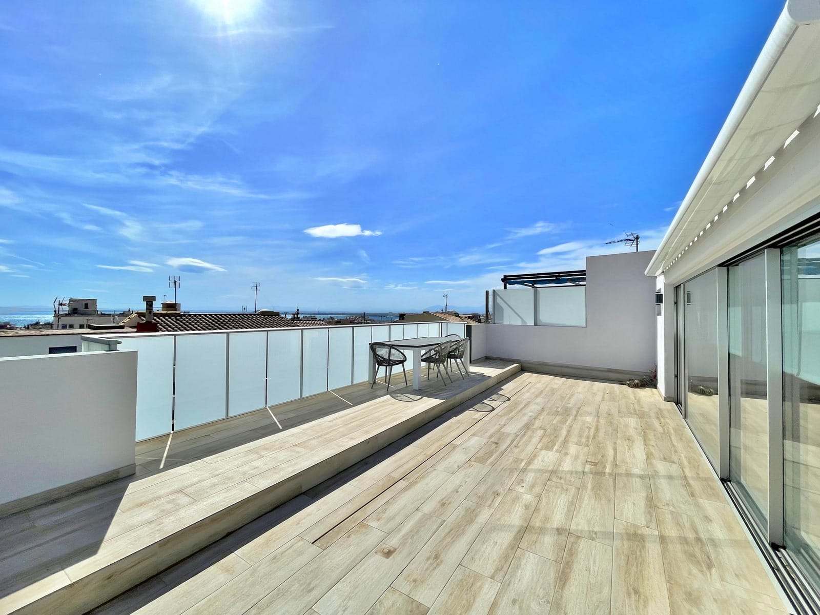 Roses - duplex nuevo, solarium, posibilidad garaje 53 m², playa 600m