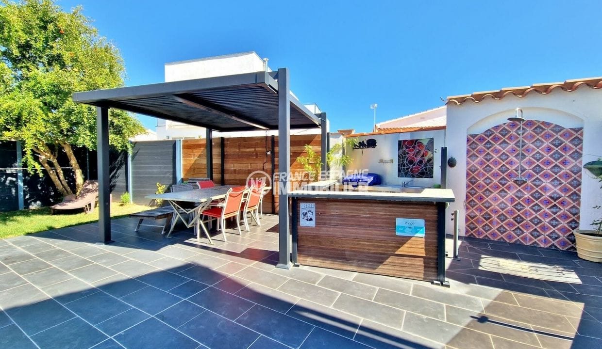 vente immobiliere rosas: villa 5 pièces 131 m², cuisine d'été