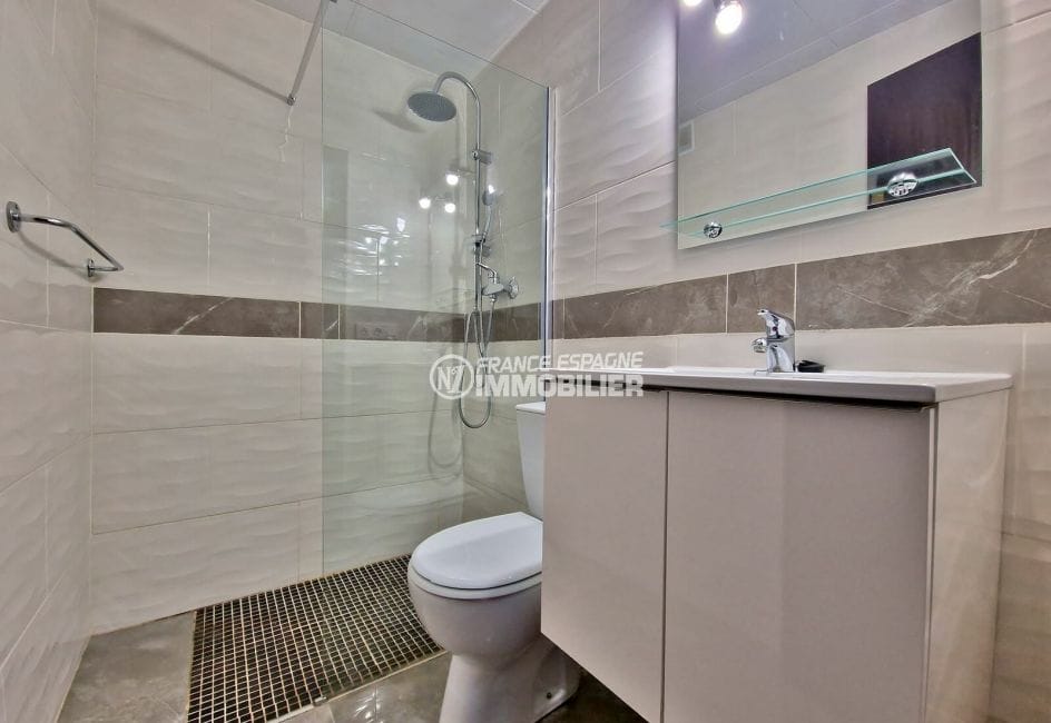 appartement empuriabrava vente, 2 pièces 37 m², salle d'eau, douche italienne