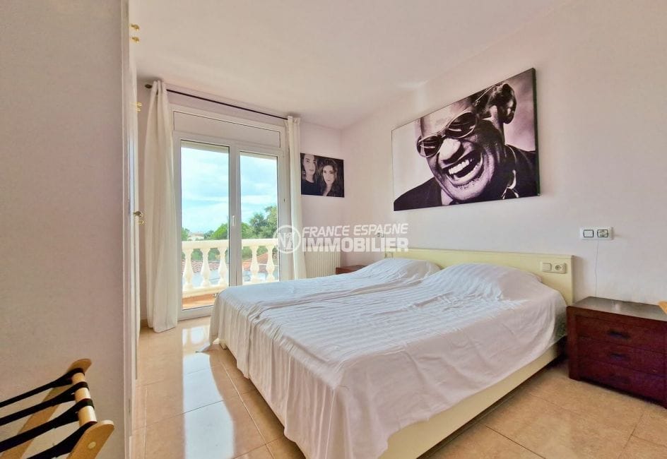 acheter a rosas: villa 5 pièces 233 m², premiere chambre avec balcon privé