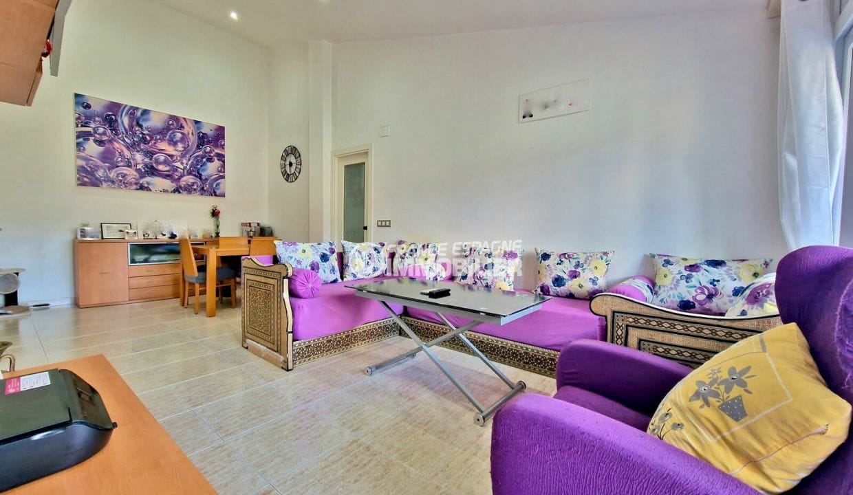 appartement a vendre a rosas, 5 pièces 105 m², pièce à vivre, carrelage au sol